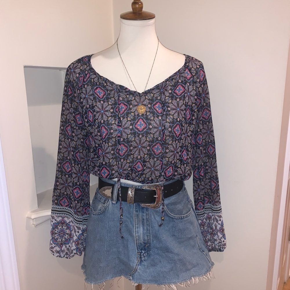 PACSUN cropped bohemian floral blouse